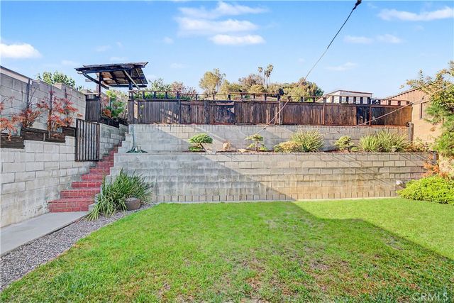 2456 Endicott, Los Angeles, CA 90032