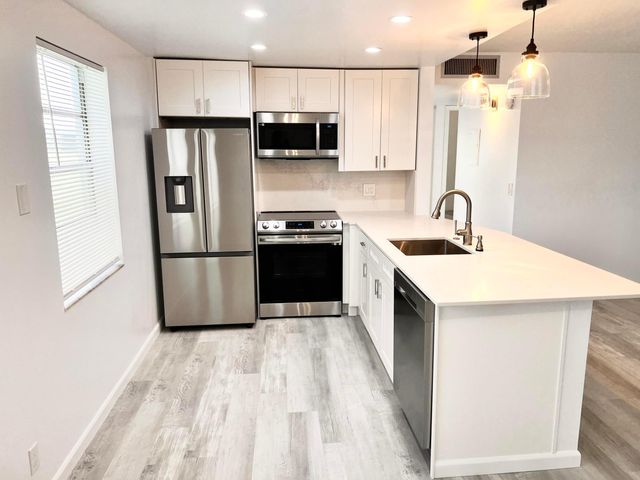 58 Normandy B, Delray Beach, FL 33484