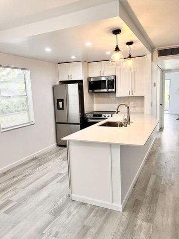 58 Normandy B, Delray Beach, FL 33484