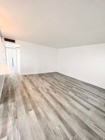 58 Normandy B, Delray Beach, FL 33484