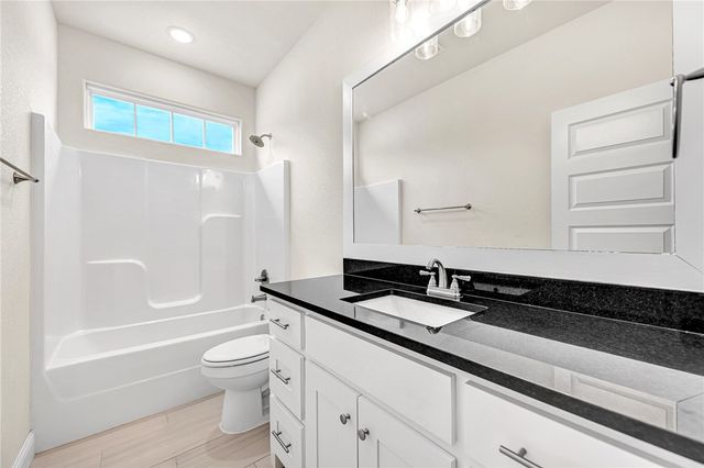 1911 Finnegan Street, Bentonville, AR 72713