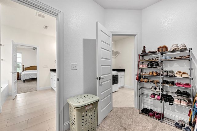 1911 Finnegan Street, Bentonville, AR 72713