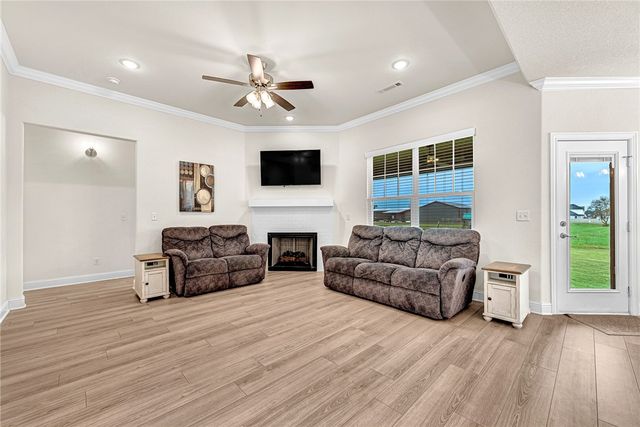 1911 Finnegan Street, Bentonville, AR 72713