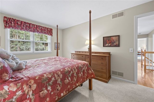 124 Broadmoor Trail, Perinton, NY 14450