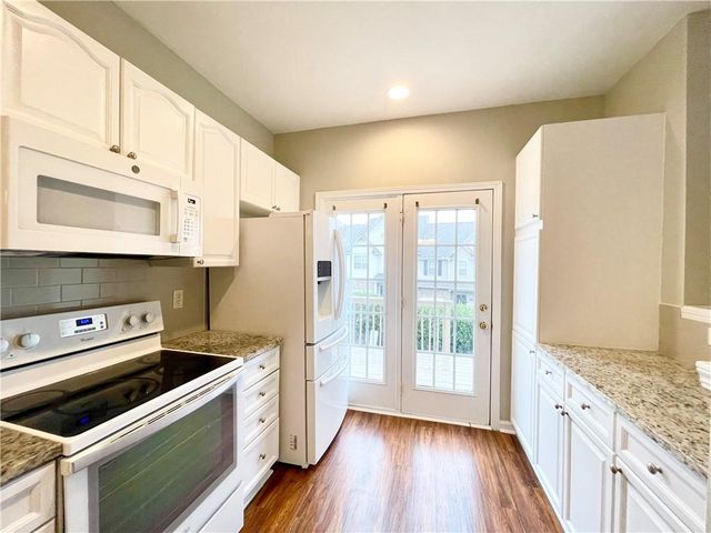 2225 Hoskin NW Court 7, Kennesaw, GA 30144