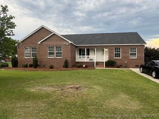 451 E McRainey Road, St Pauls, NC 28384