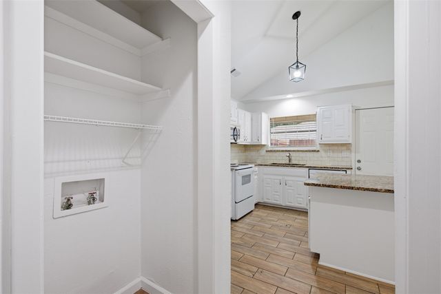 3636 Country Club Drive W, Irving, TX 75038