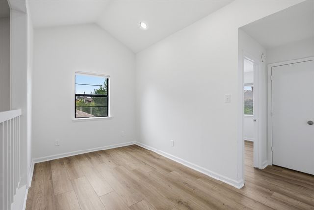 3636 Country Club Drive W, Irving, TX 75038