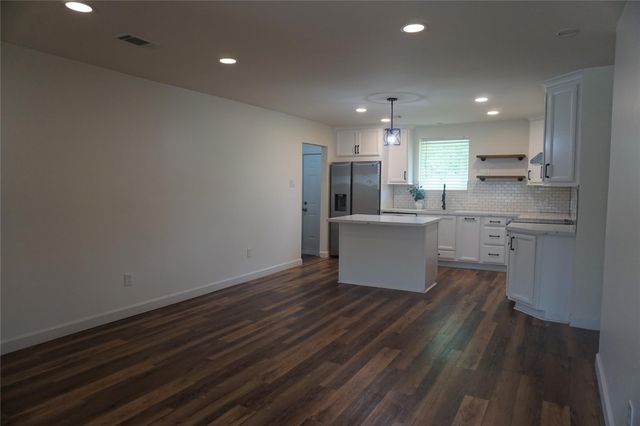 1610 Antoine Drive, Houston, TX 77055