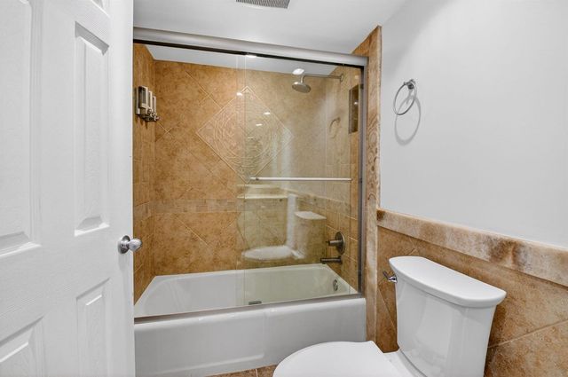 4605 S Ocean Boulevard 5a, Highland Beach, FL 33487
