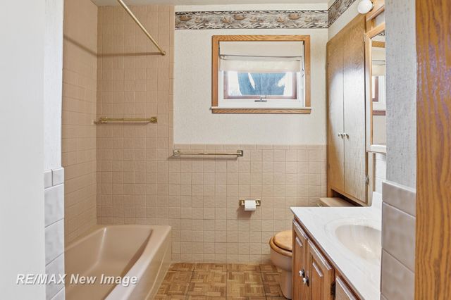 4077 Brockway Road, Saginaw Twp, MI 48638