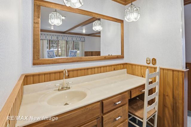 4077 Brockway Road, Saginaw Twp, MI 48638