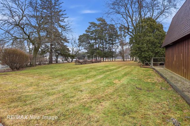 4077 Brockway Road, Saginaw Twp, MI 48638