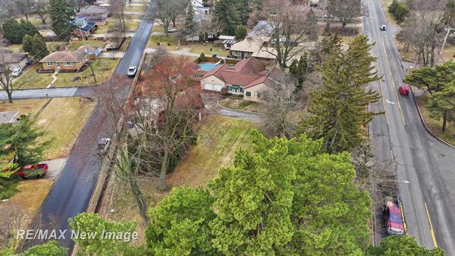 4077 Brockway Road, Saginaw Twp, MI 48638