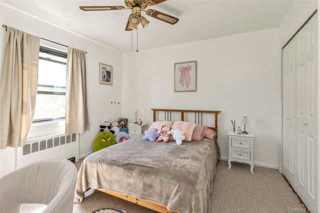 21974 75th Avenue 224B2, Oakland Gardens, NY 11364