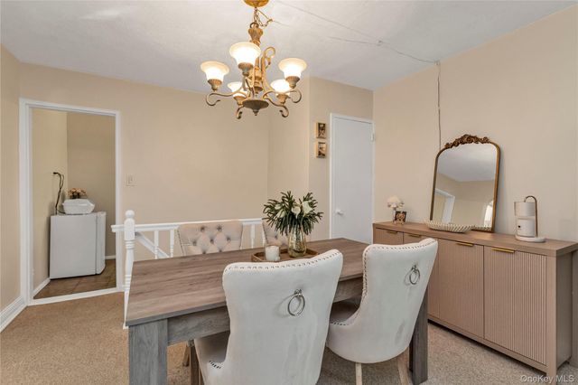 21974 75th Avenue 224B2, Oakland Gardens, NY 11364