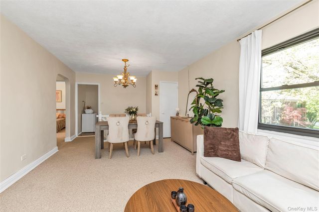 21974 75th Avenue 224B2, Oakland Gardens, NY 11364