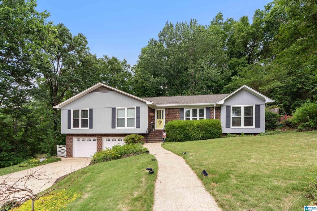 1946 STONE MILL ROAD, Trussville, AL 35173