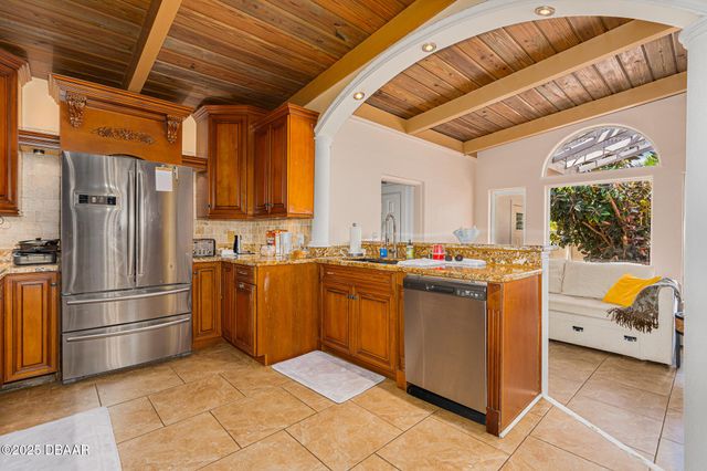 46 Oceanview Avenue, Ponce Inlet, FL 32127