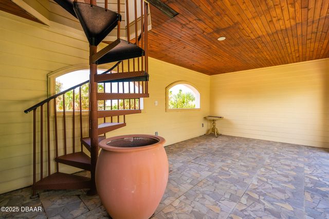 46 Oceanview Avenue, Ponce Inlet, FL 32127