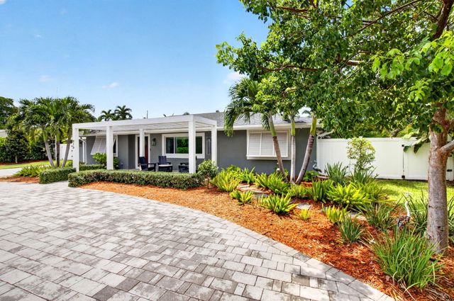 916 SW 36TH Court, Boynton Beach, FL 33435