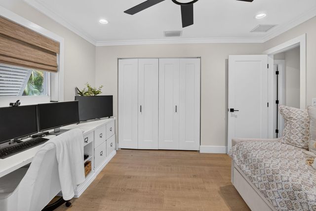 916 SW 36TH Court, Boynton Beach, FL 33435