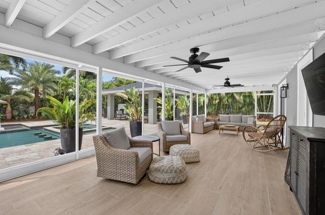 916 SW 36TH Court, Boynton Beach, FL 33435