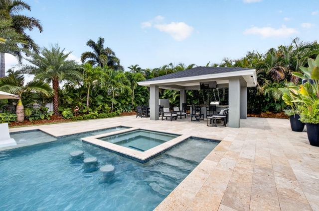 916 SW 36TH Court, Boynton Beach, FL 33435