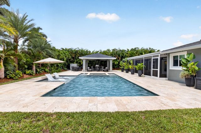 916 SW 36TH Court, Boynton Beach, FL 33435