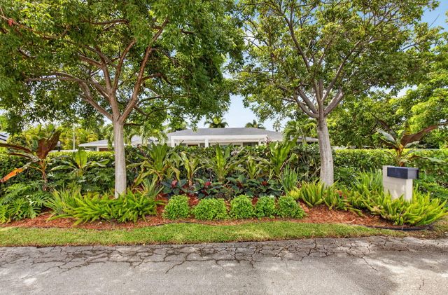 916 SW 36TH Court, Boynton Beach, FL 33435