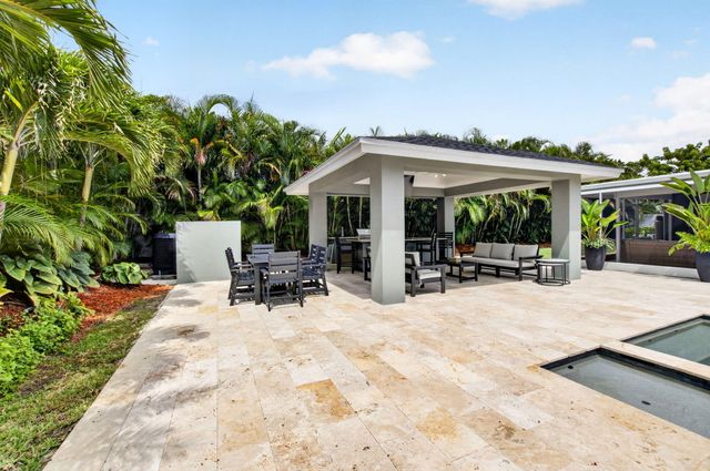 916 SW 36TH Court, Boynton Beach, FL 33435