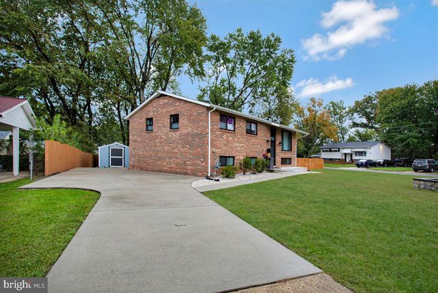 2701 KELNER DR, Landover, MD 20785