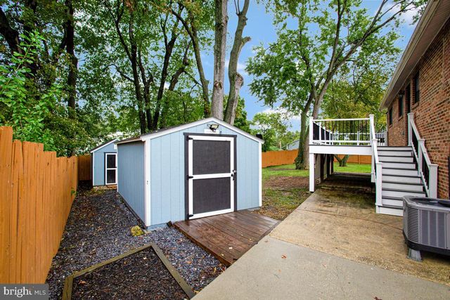 2701 KELNER DR, Landover, MD 20785