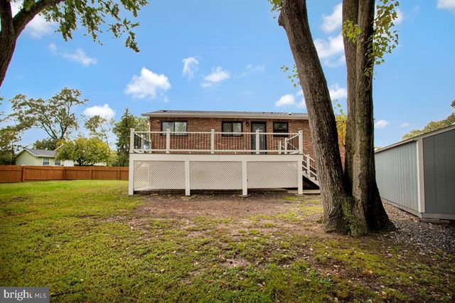 2701 KELNER DR, Landover, MD 20785
