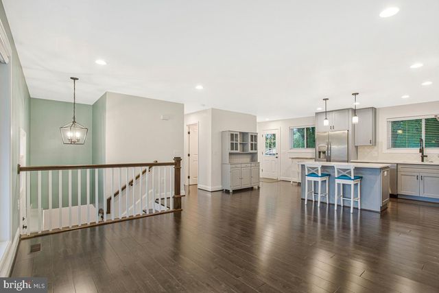 2701 KELNER DR, Landover, MD 20785