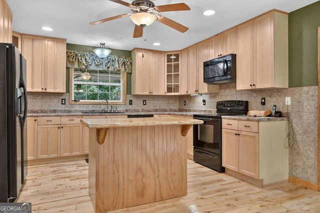 648 Posey Place, Murphy, NC 28906
