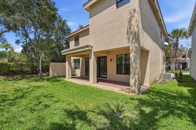 14703 Alabaster Avenue, Delray Beach, FL 33446