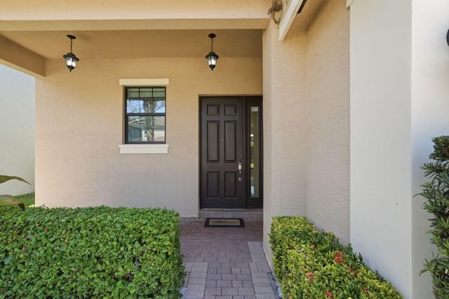 14703 Alabaster Avenue, Delray Beach, FL 33446