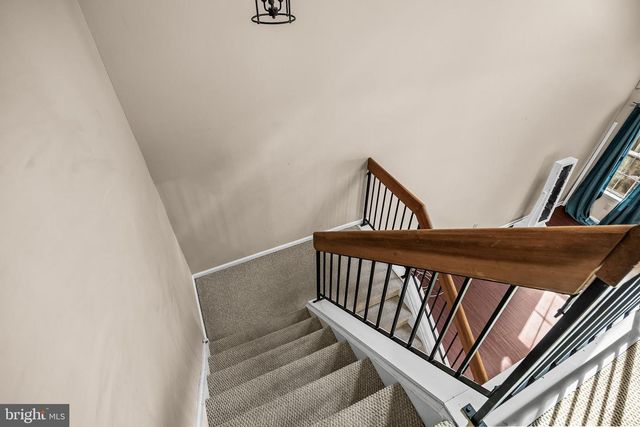 60 KETTLEBROOK DR, Mount Laurel, NJ 08054