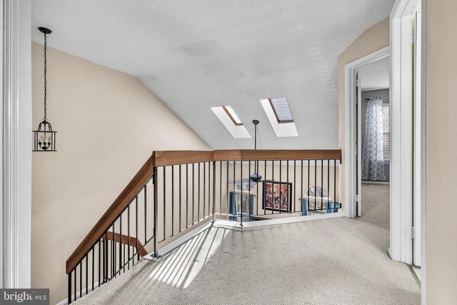 60 KETTLEBROOK DR, Mount Laurel, NJ 08054