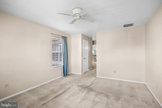 60 KETTLEBROOK DR, Mount Laurel, NJ 08054