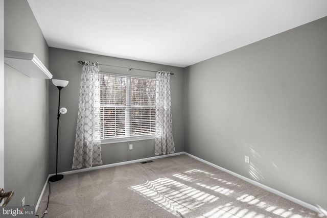 60 KETTLEBROOK DR, Mount Laurel, NJ 08054