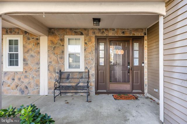 60 KETTLEBROOK DR, Mount Laurel, NJ 08054