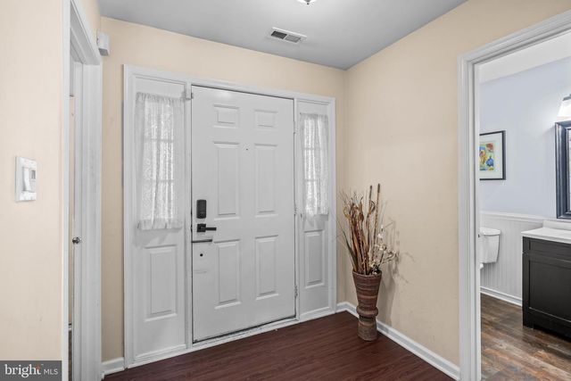 60 KETTLEBROOK DR, Mount Laurel, NJ 08054