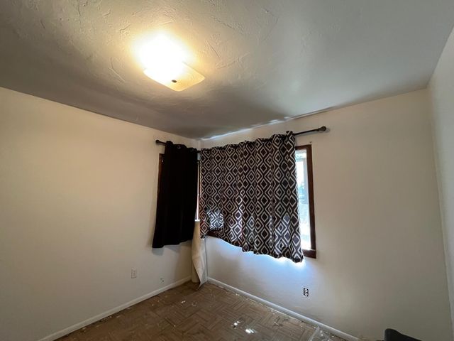 87 Manzanita Avenue, Redway, CA 95560