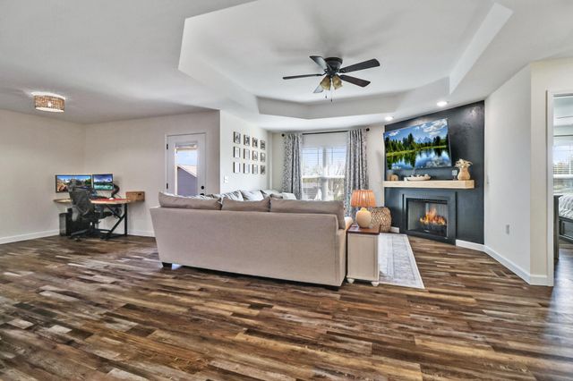 301 Dayton Avenue, Crossville, TN 38555