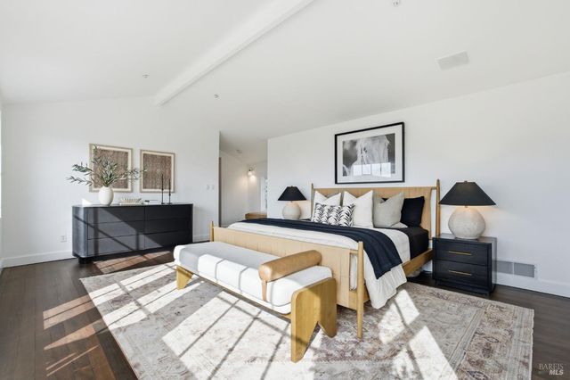 32 Edgewood Ave, Mill Valley, CA 94941