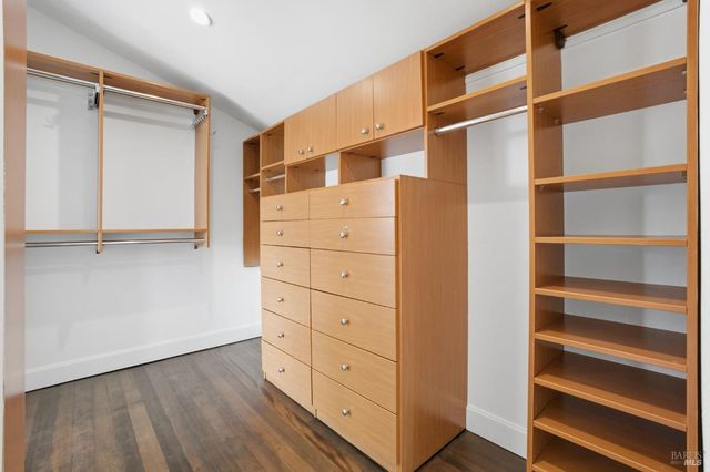 32 Edgewood Ave, Mill Valley, CA 94941