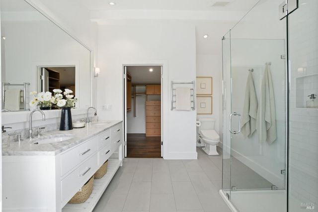 32 Edgewood Ave, Mill Valley, CA 94941