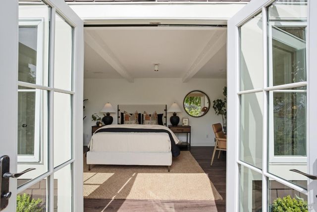 32 Edgewood Ave, Mill Valley, CA 94941